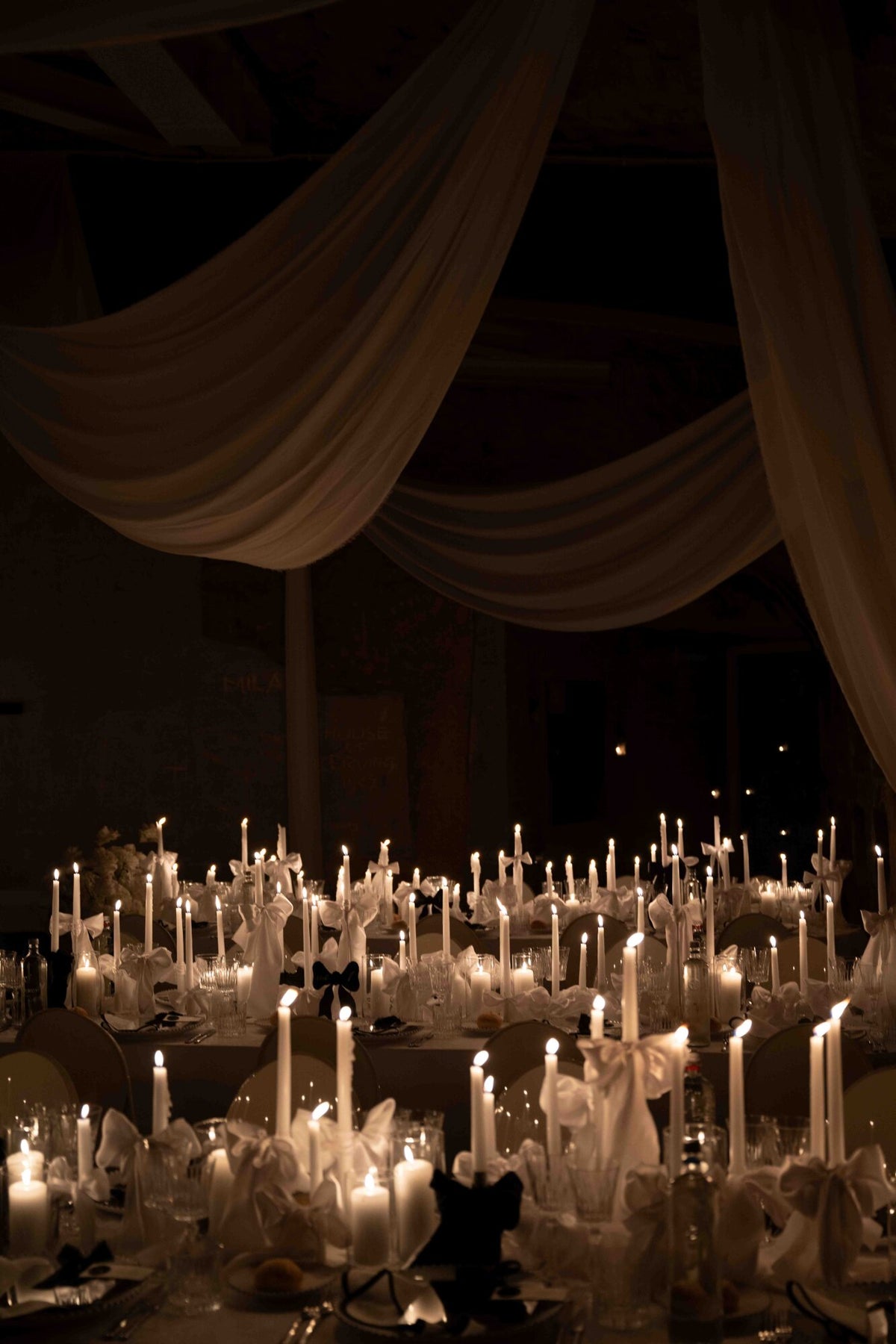The Candlelit Table Experience